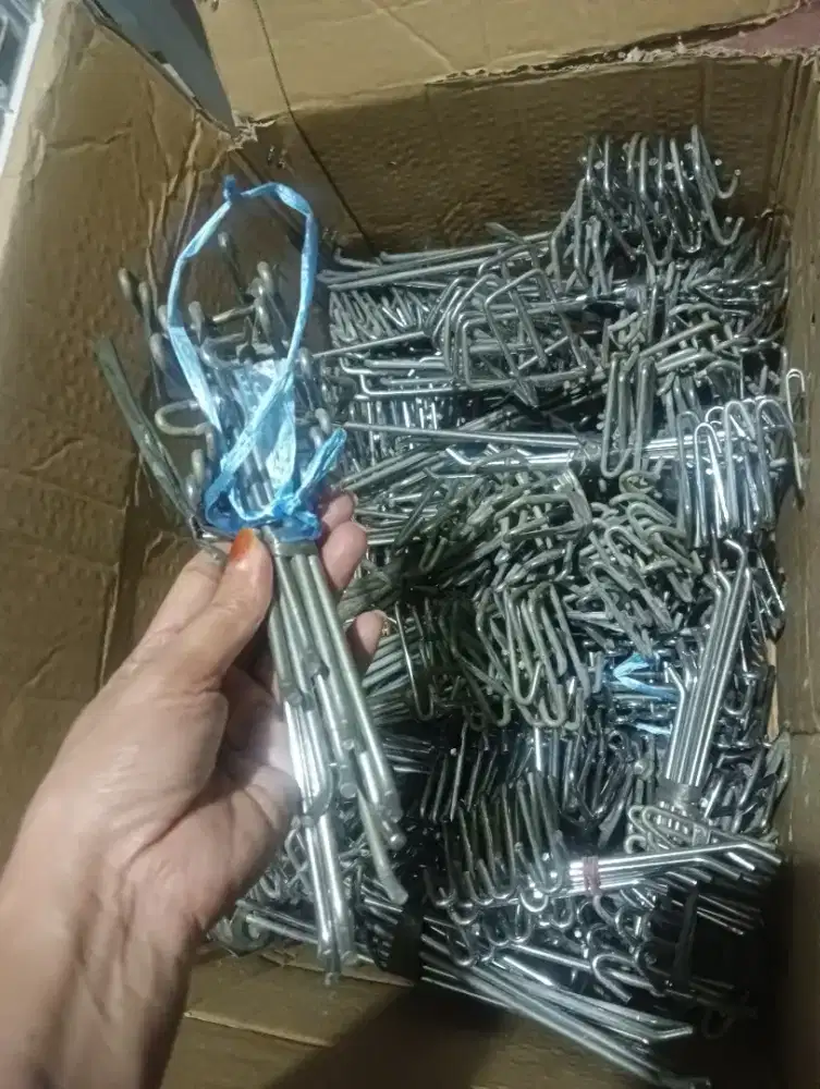 Jual cantolan RAM 3rb perpcs  ada 266 pcs