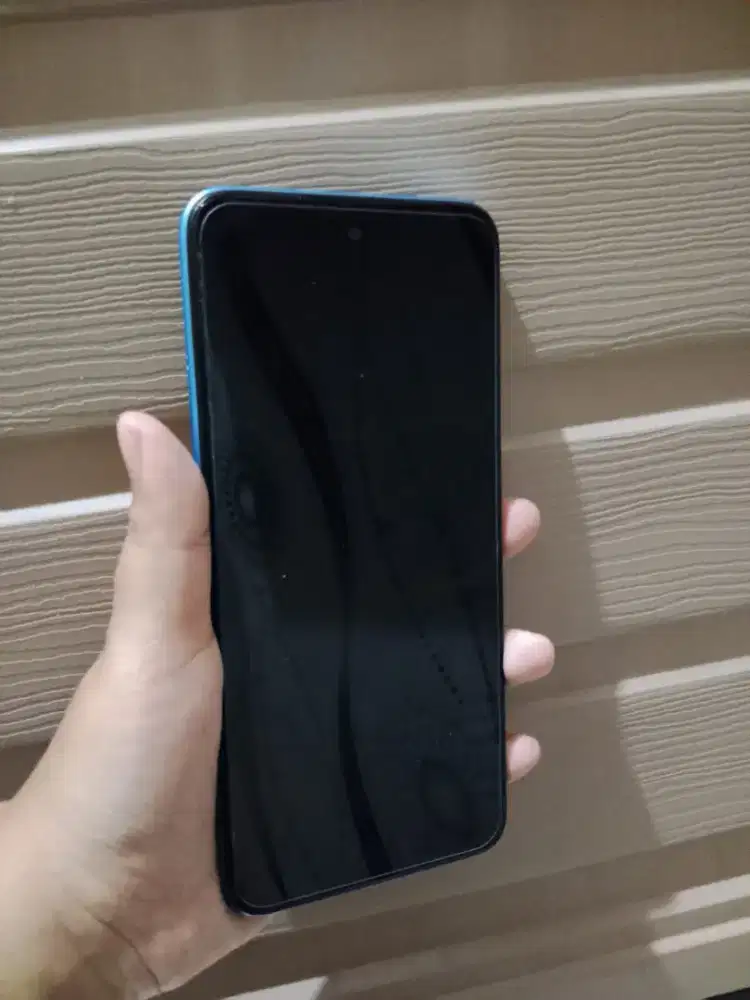 Redmi 10 2022 Ram 6 internal 128 ( hp+ dus aja)