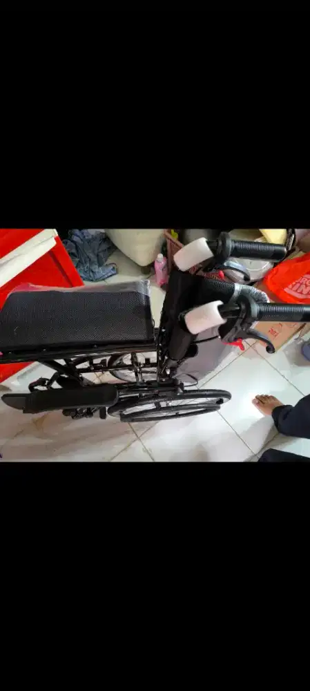 Kursi roda baru