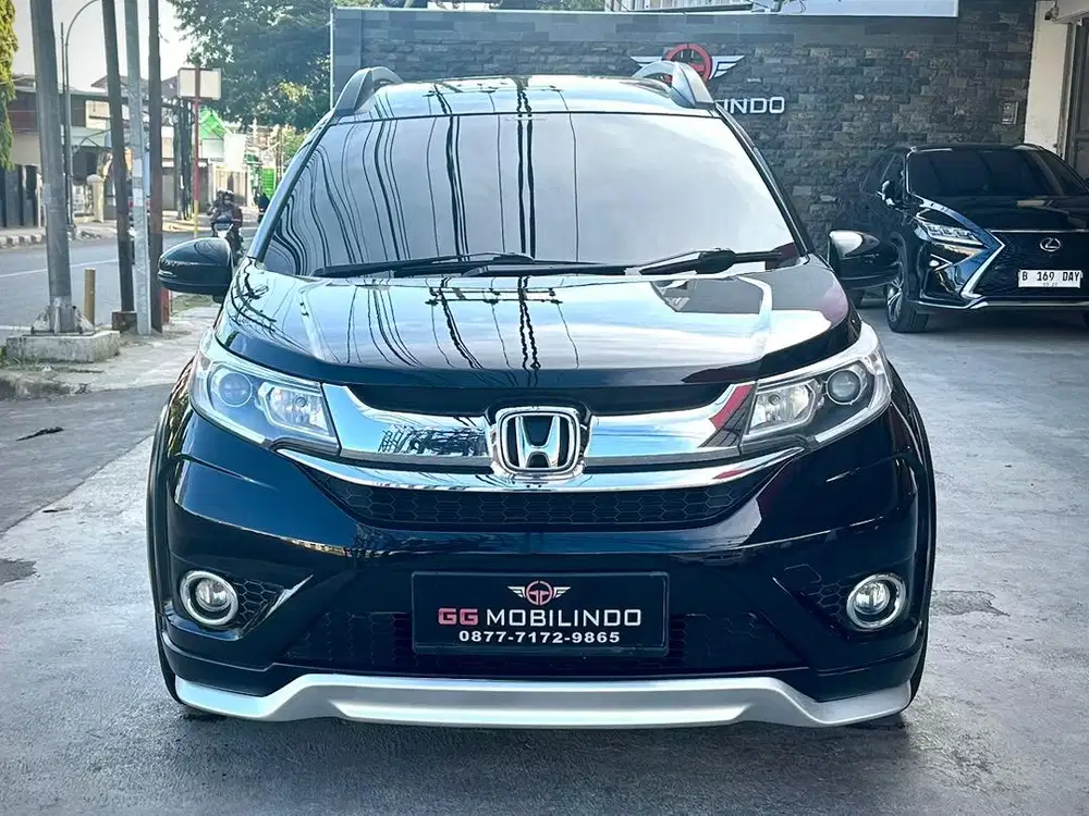 Honda BRV 1.5 Prestige CVT Automatic Pemakaian Th 2017