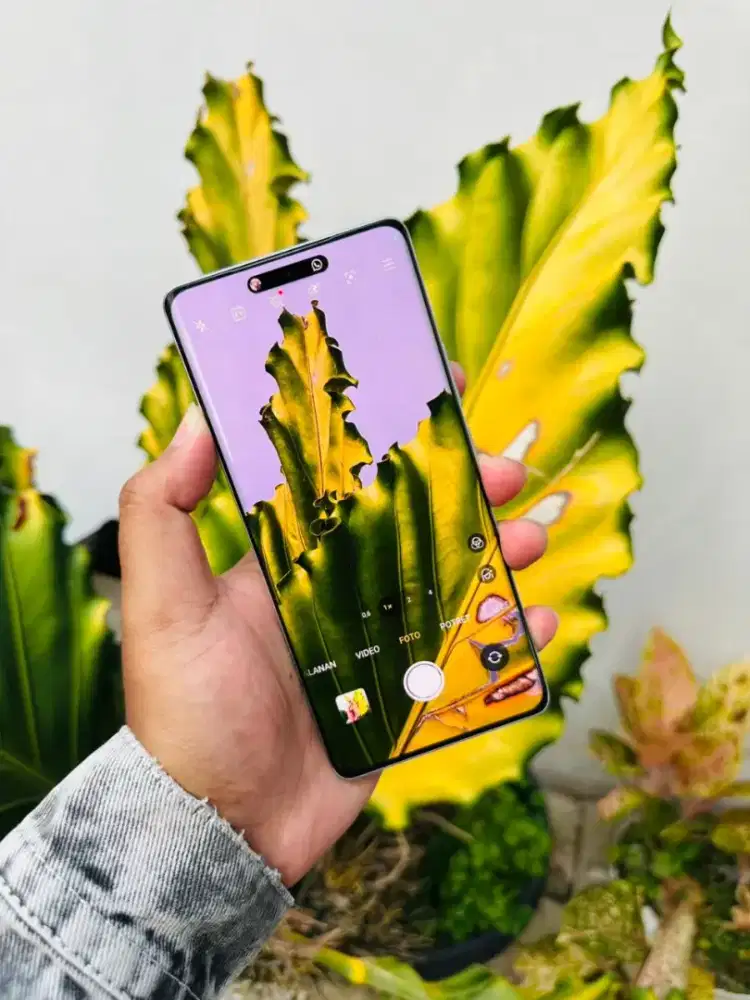 Realme gt 6 5g 12/256 layar lengkung elegan kumplit orian mulus segel