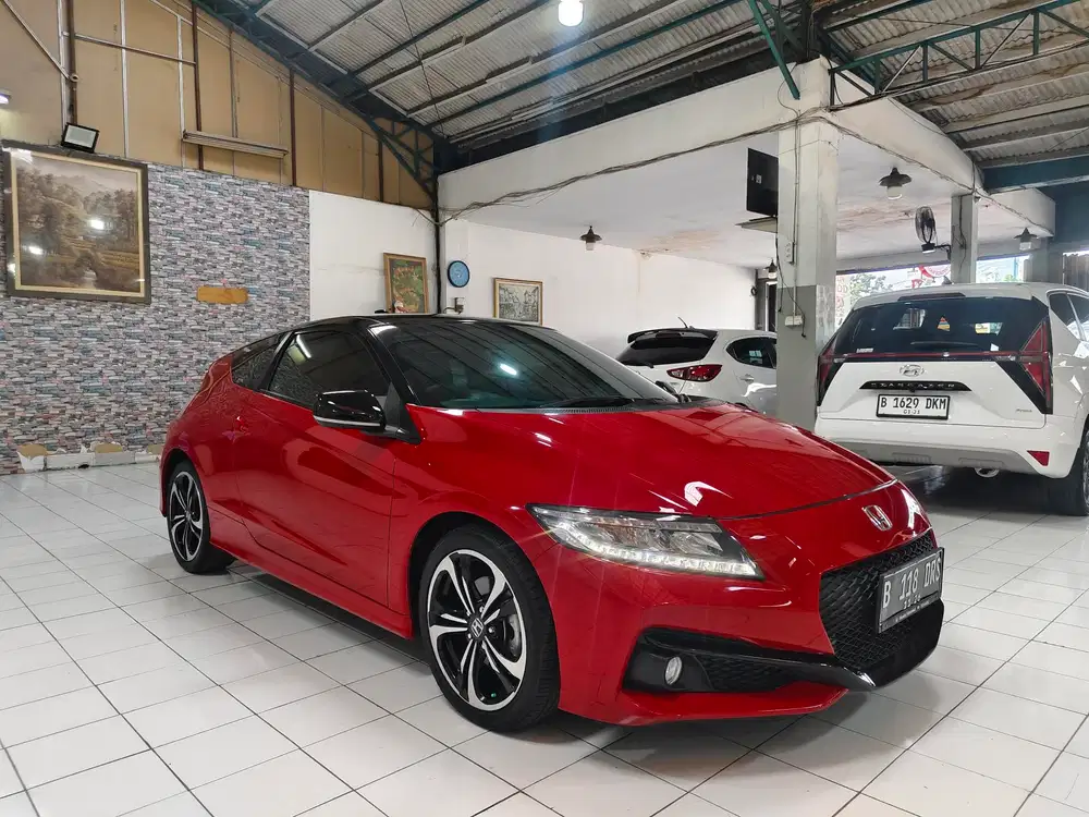 (KM 65 Rb HONDA CR Z HYBRID 1.5 FACELIFT AT 2016 Merah