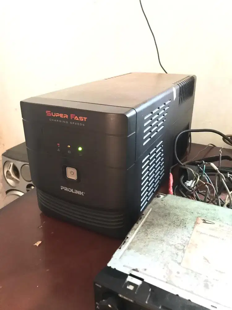 UPS Prolink Super Fast 1200VA