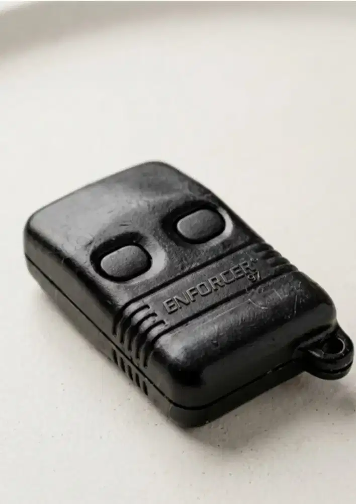 Remote original alarm/keyless entry mobil Enforcer model 2 tombol