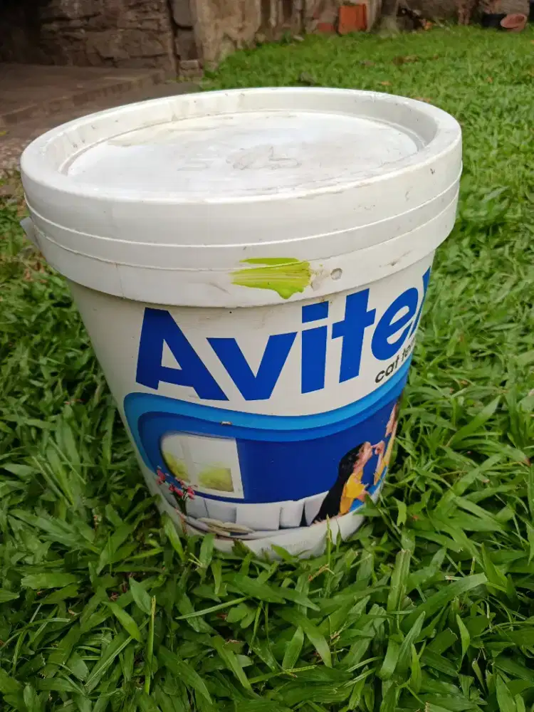 Aviant isi 25 kg warna Putih interior