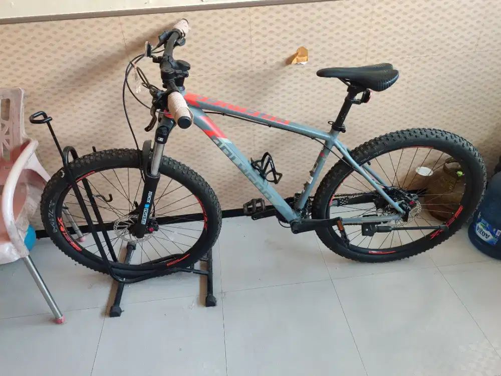 sepeda polygon premier 4