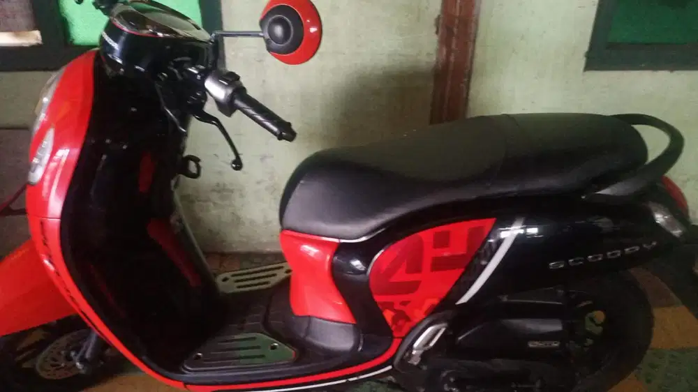 Scoopy 2021 merah hitam Gbm wonosari