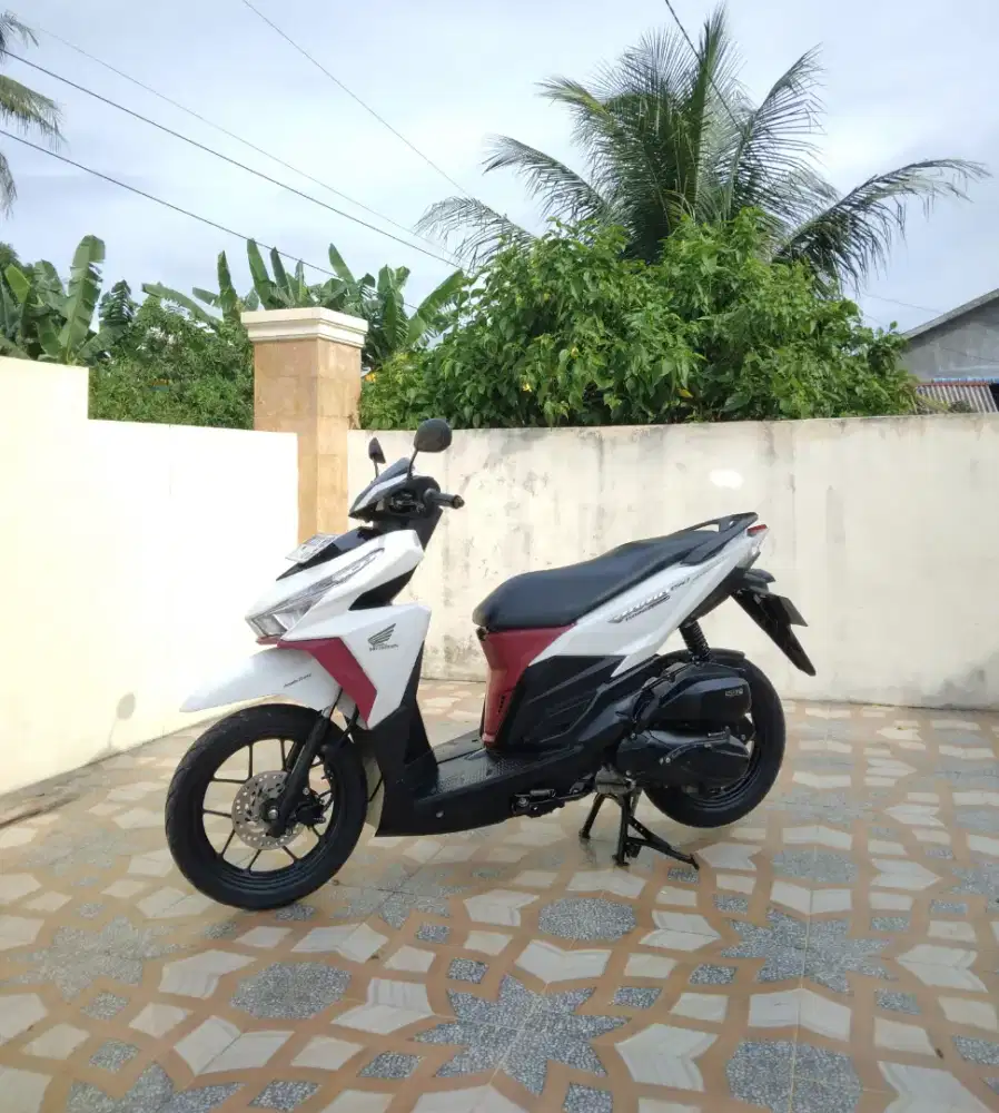 VARIO 150 CC LIKE NEW LUAR DALAM FUL ORIGINAL PAJAK PLAT HIDUP PANJANG