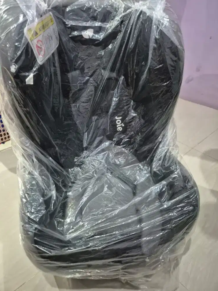 Carseat baby second