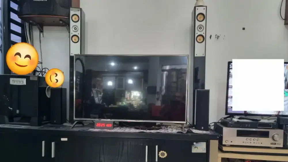 Dijual 1 set home theater dan televisi smart