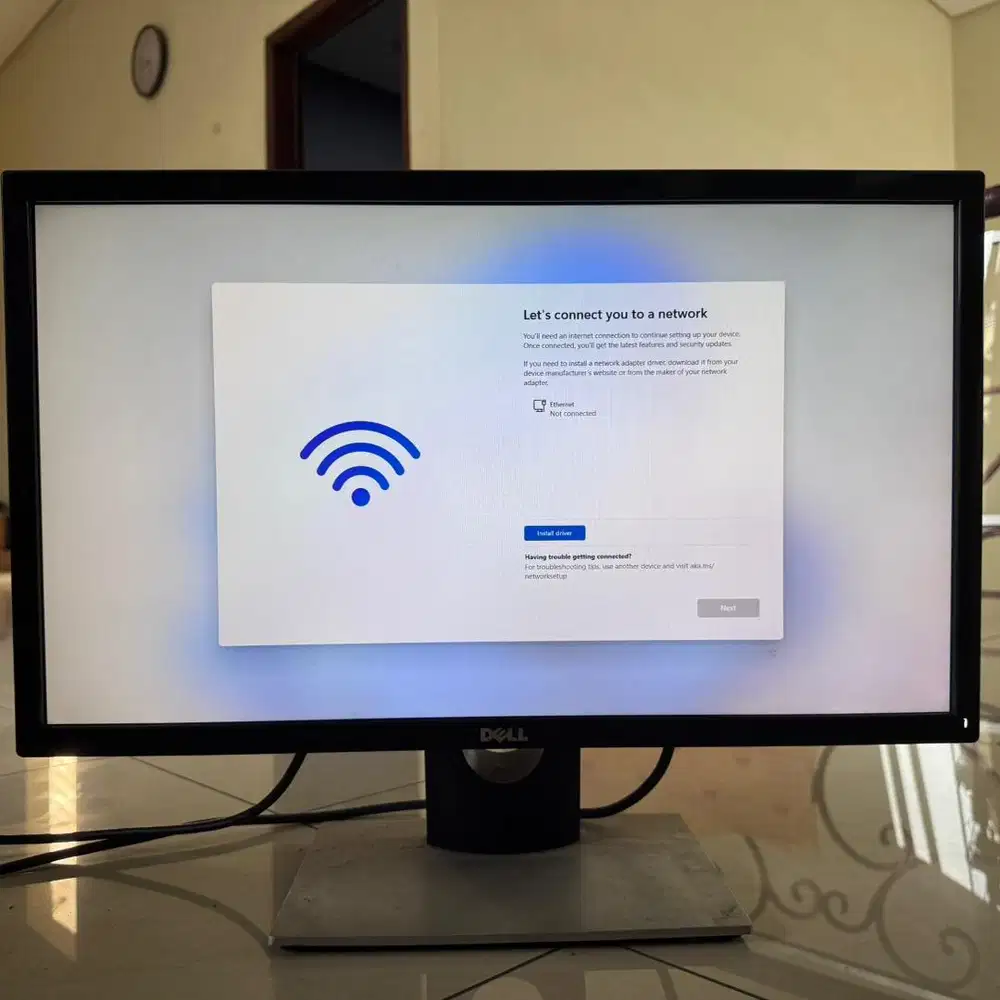 Monitor DELL 24in SE2417HG second HDMI VGA RGB Full HD 1080p Tanpa Box