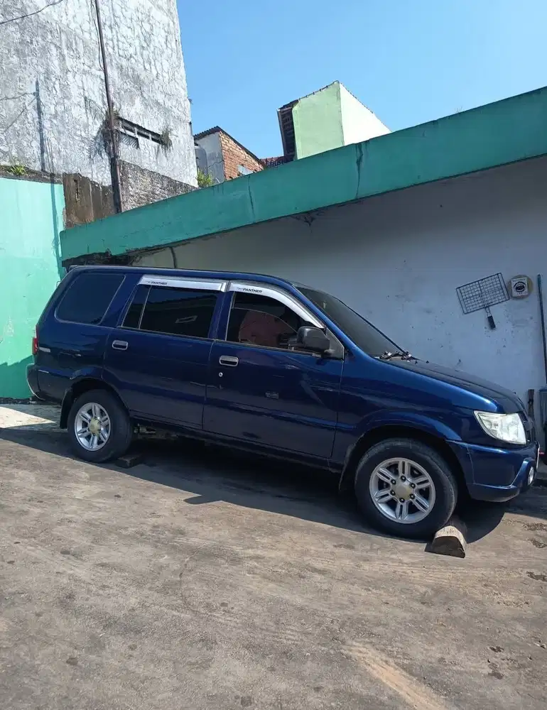Isuzu Panther 2011 Diesel