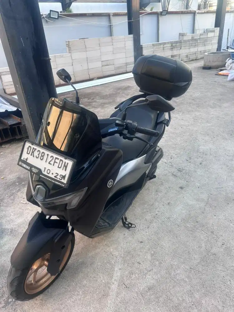 Yamaha NMAX Turbo 2024 Pajak Hidup SHAD SH47 STNK BPKB Lengkap