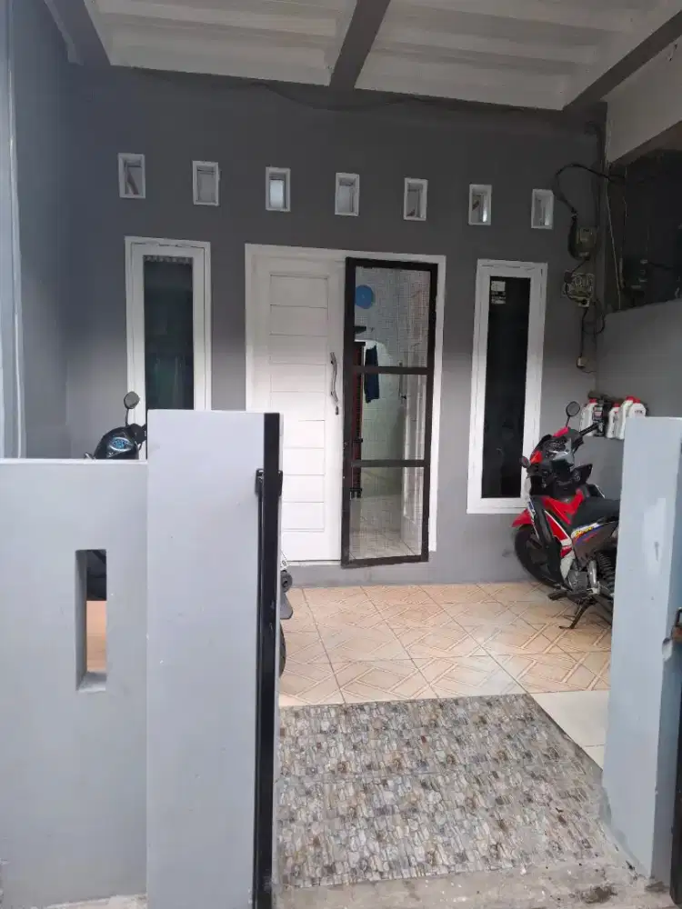 RUMAH SHM 2 LANTAI KALIDERES