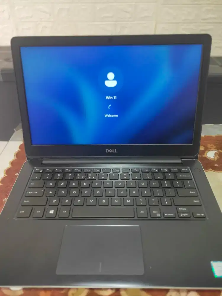Laptop dell Vostro 5370 core i5 gen 8