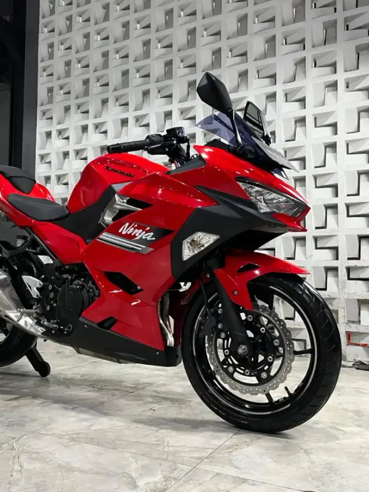 KAWASAKI NINJA 250 2021 - Chintia Mustika
