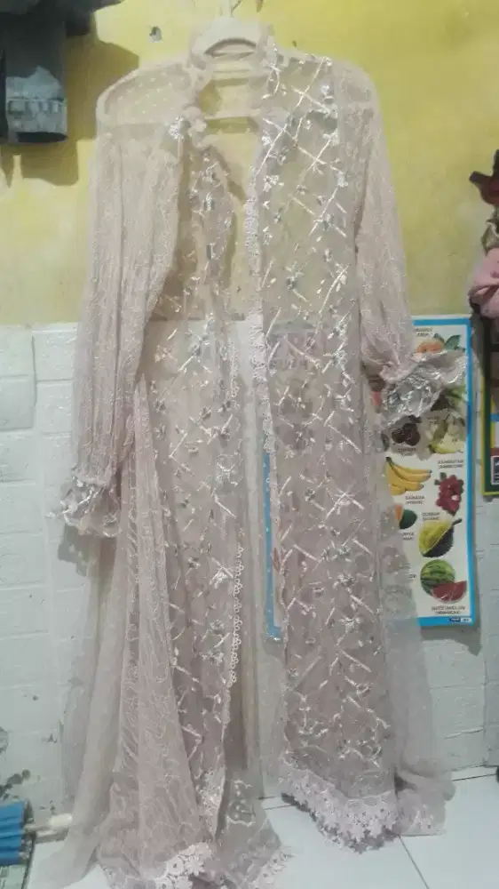 Outer masih baru jual rugi aja