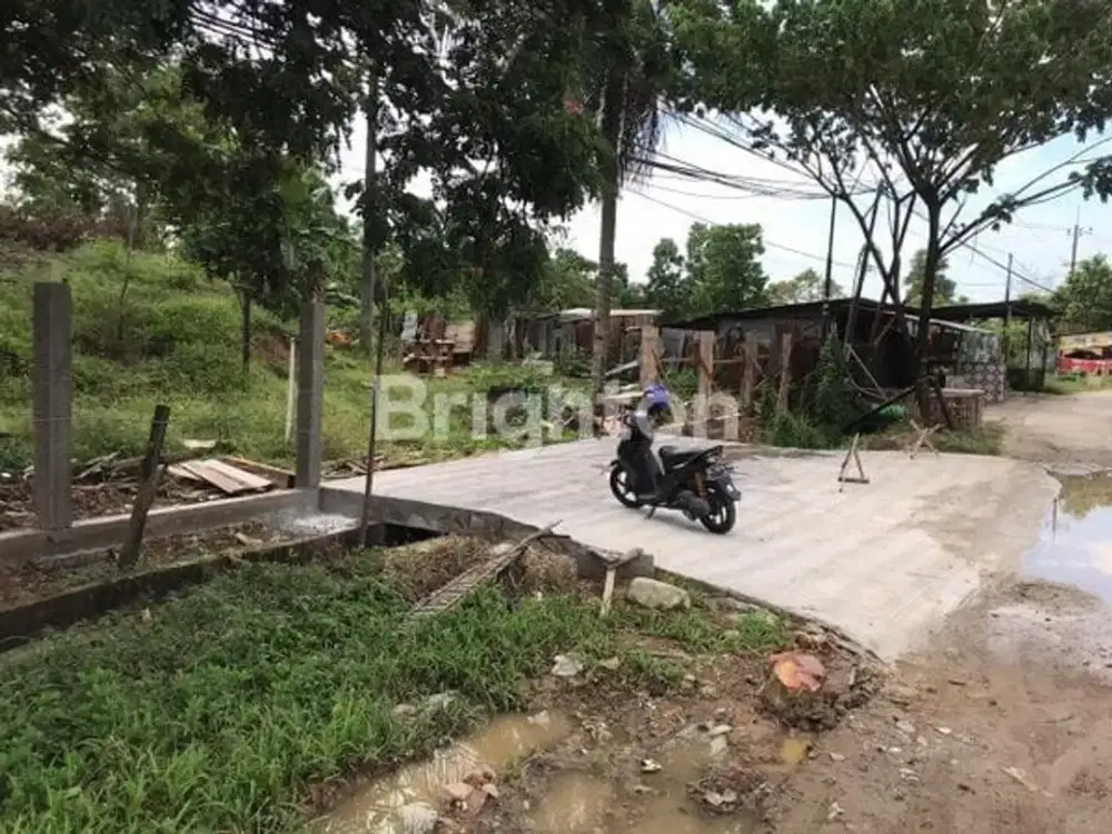TANAH STRATEGIS POROS JALAN BESAR DI KARIANGAU