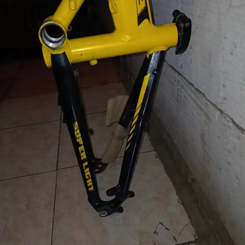 Batang Sepeda Lipat Ukuran Ban 16 Inchi