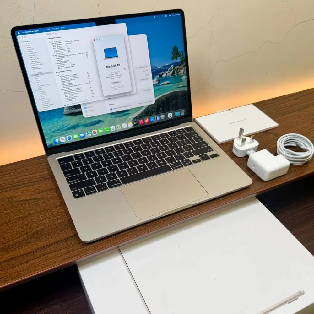 MacBook Air 13 inch M2 Ram 16GB SSD 256GB Fullset Garansi On Mei 2027