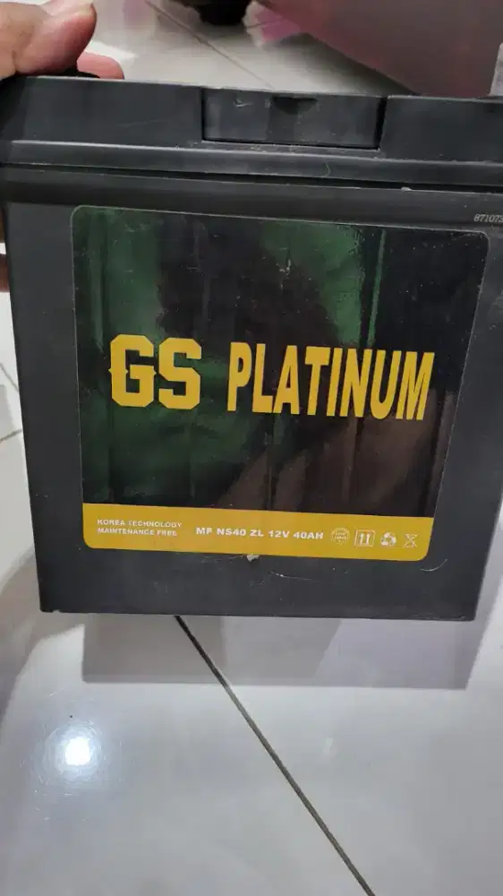 Aki 40Ah bekas copotan Hrv minta dicas ulang