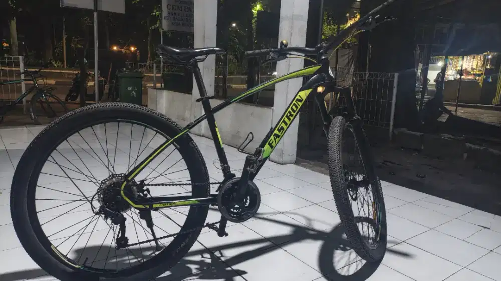 Sepeda merk Fastron