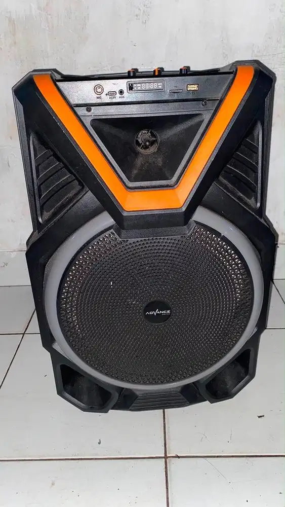 Speaker bluetooth