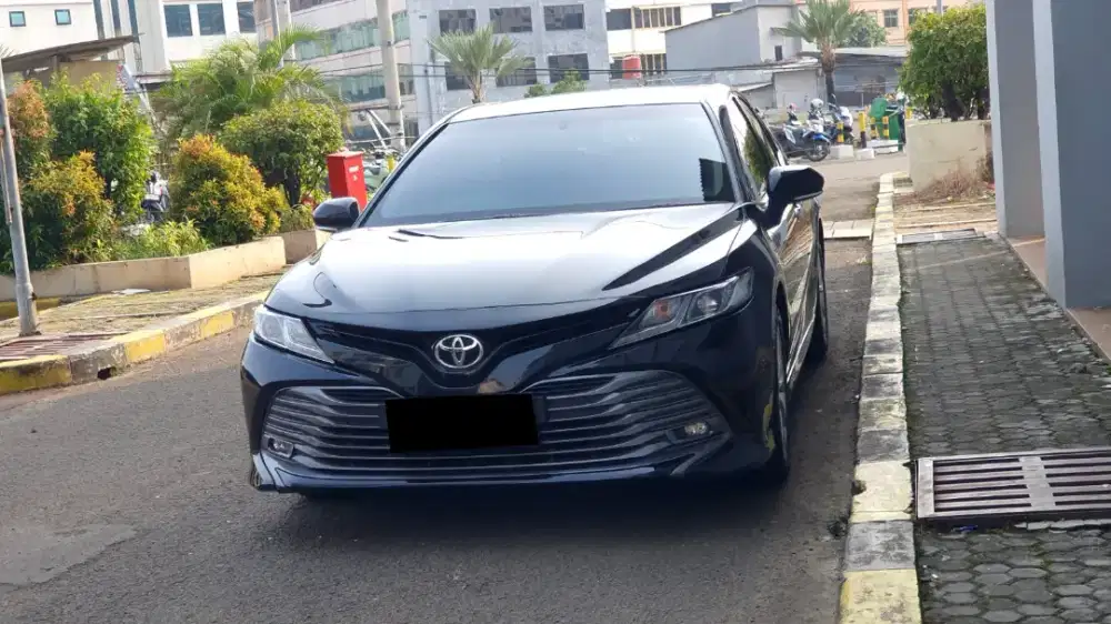 Km57rb toyota camry g matic 2020 hitam pajak panjang