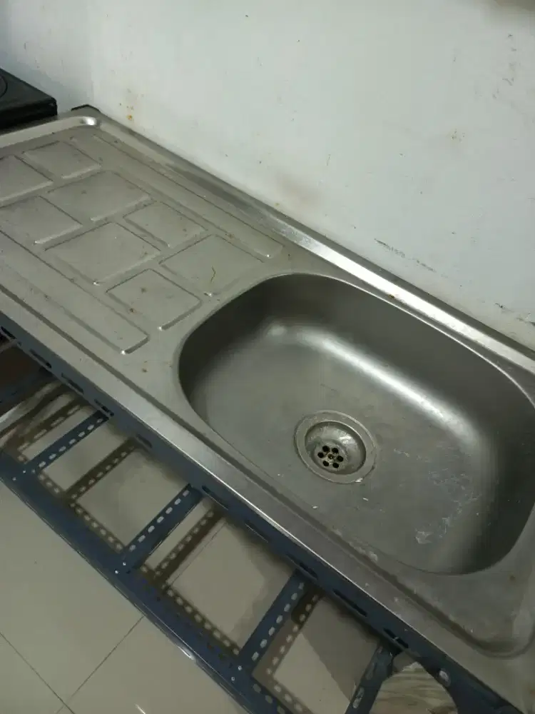 Meja zinc cuci piring + 2 kompor BARU belum pakai