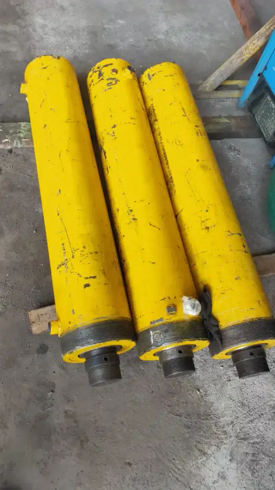 Tabung hidrolik pjg 1meter