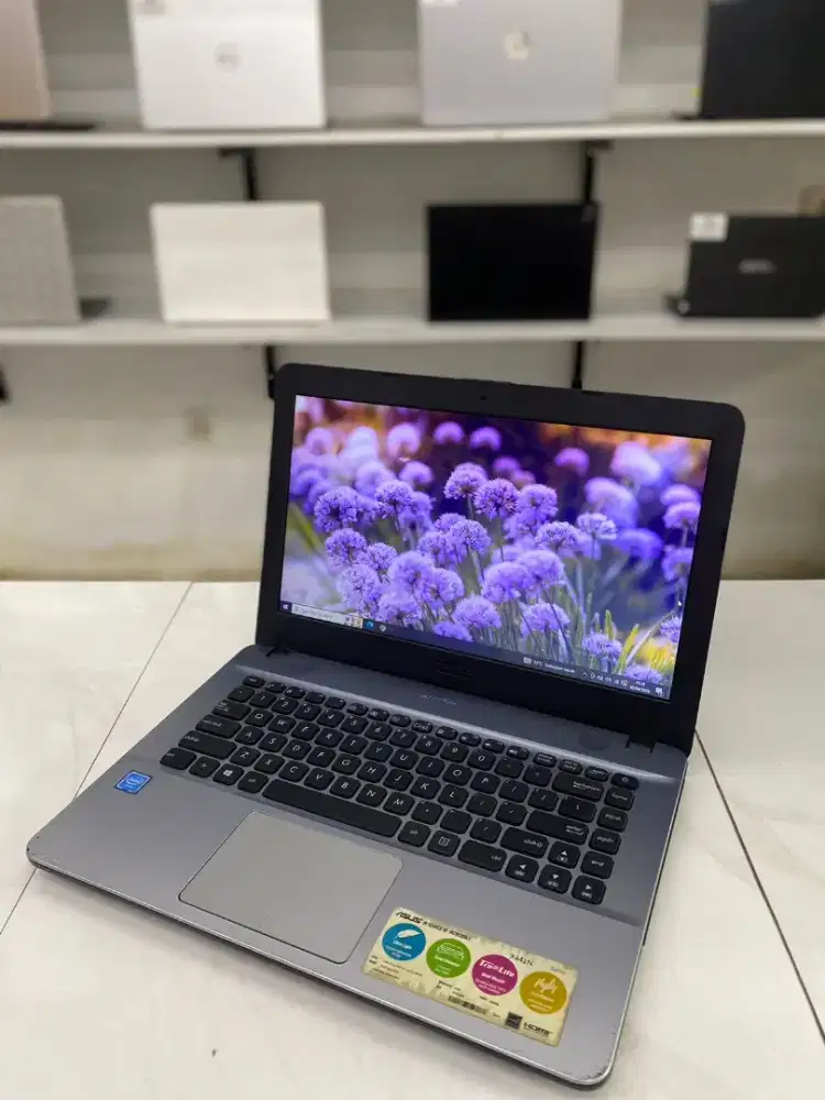 service laptop dan komputer