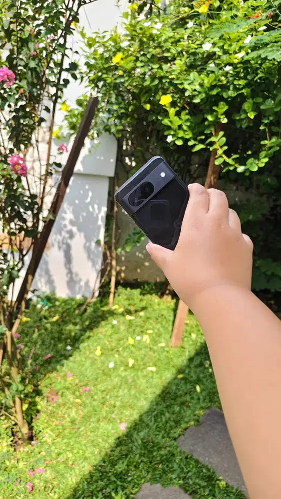 GOOGLE PIXEL 8 8/128GB BLACK - KONDISI LIKE NEW!