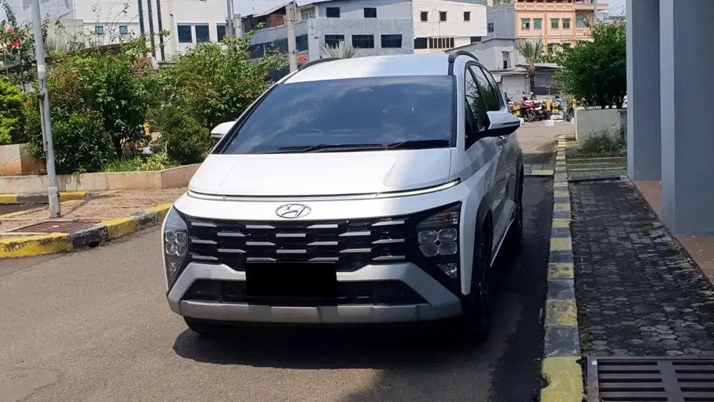 Km20rb hyundai stargazer x prime 2025 putih captainseat