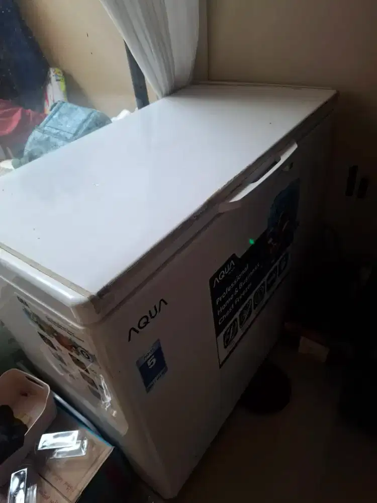 ​Chest Freezer Aqua Japan AQF-200(W) 202L - Kondisi Mulus, Siap Pakai!