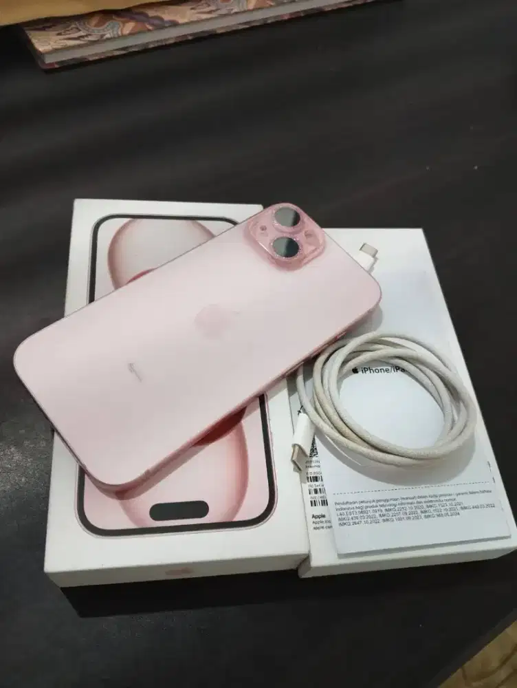 Iphone 15 ibox lengkap nominus, jual karna BU