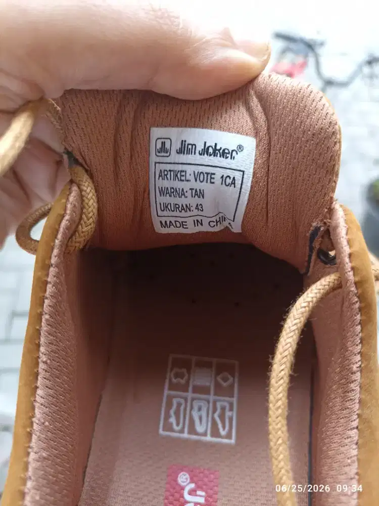 Jim joker sz 43 wrna Tan kulit