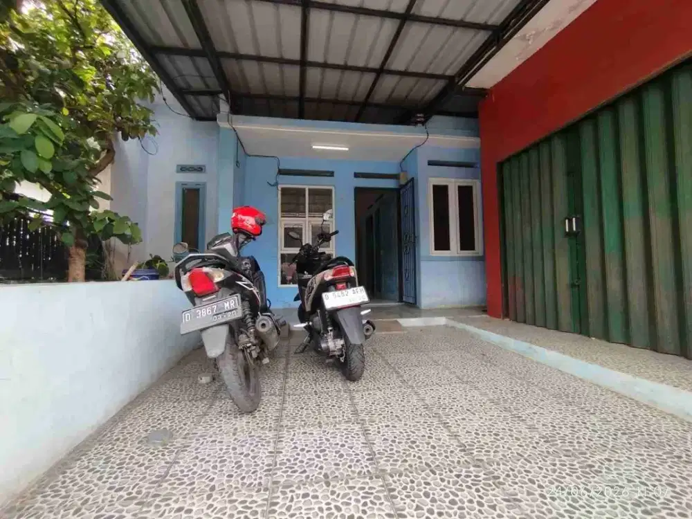 Jual rumah bonus toko butuh Cepat hanya 399jt di ujung berung Bandung