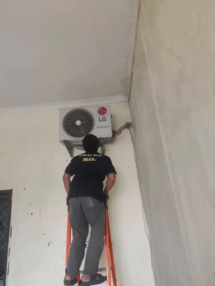 SERVICE AC BONGKAR PASANG AC