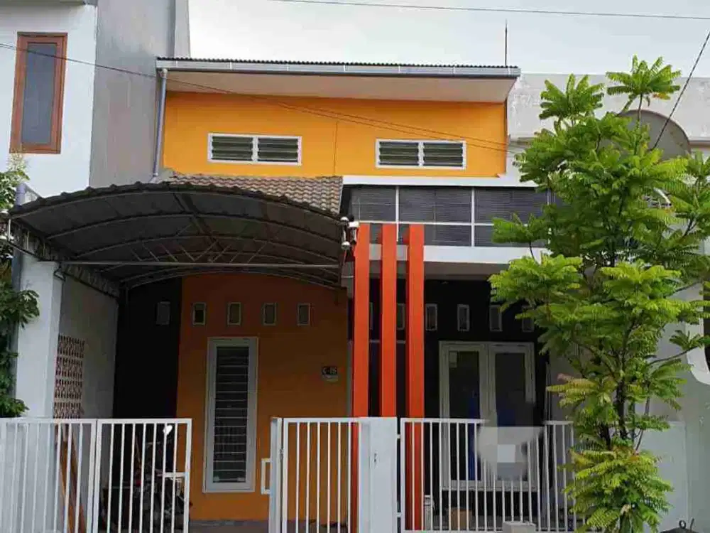 Dijual murah
Rumah 1,5 lantai
Rungkut 
Surabaya