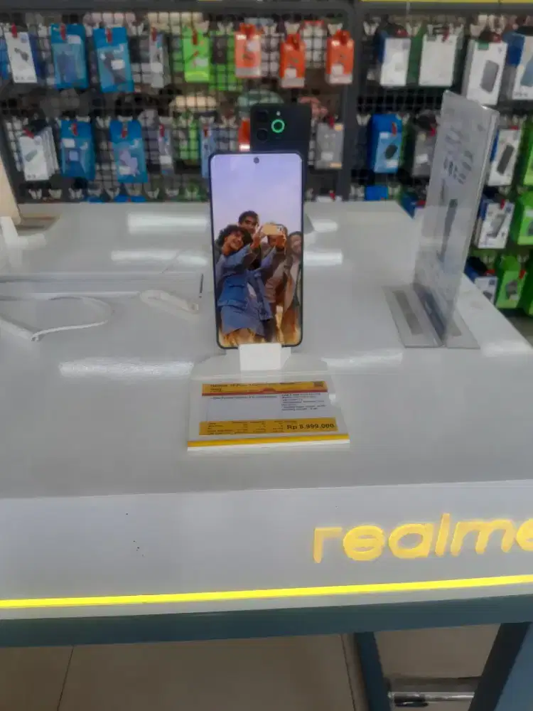 Realme 16 pro + 12gb /512