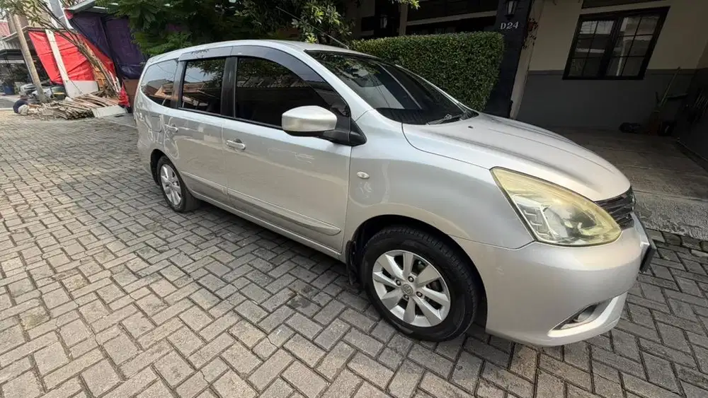 *Grand Livina Face Lift AT Type XV 2013