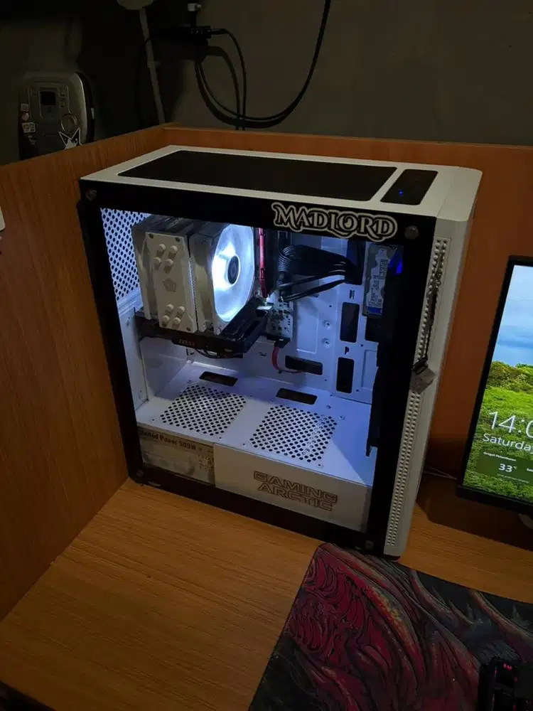 Core i3 9100f RTX 560 PC Gaming, Streaming, Editing