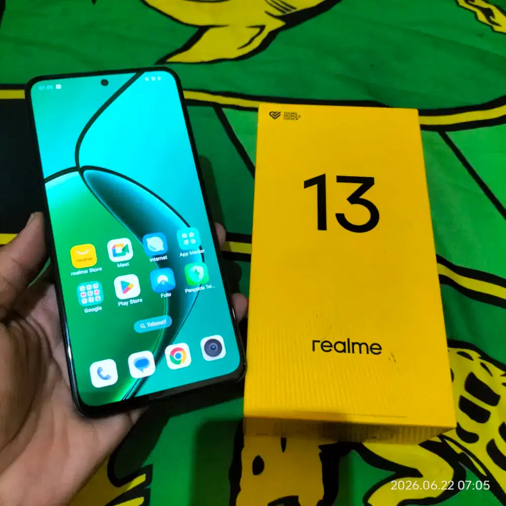 Realme 13 8/256gb fullset original