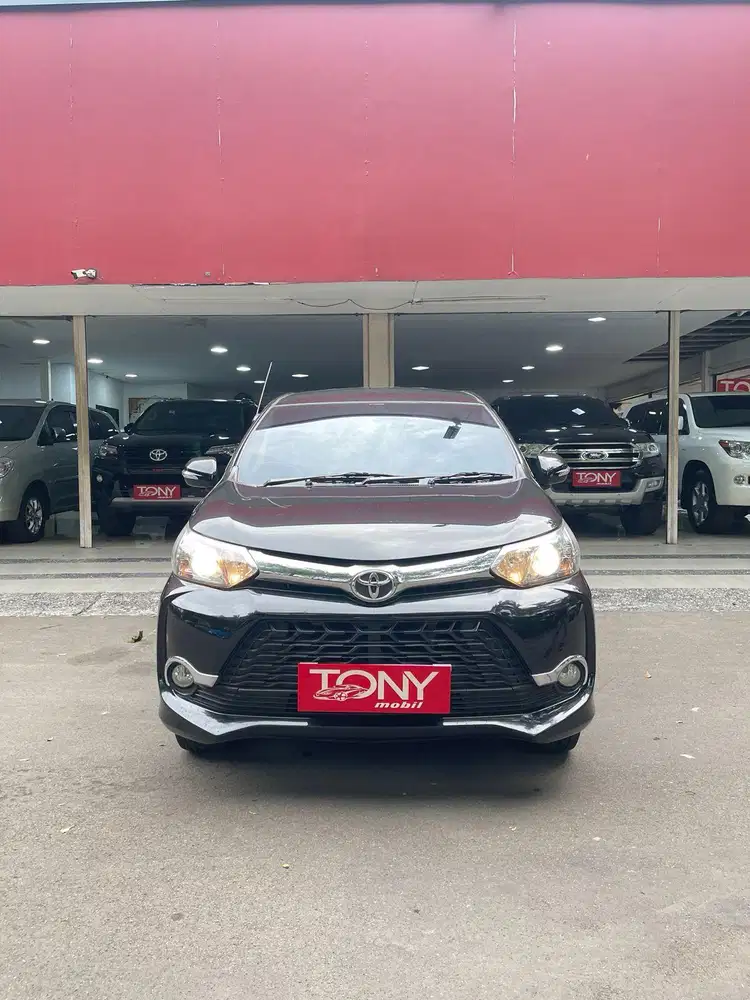 Toyota Avanza Veloz 1.5 AT DP 23jt Saja  2017 Hitam