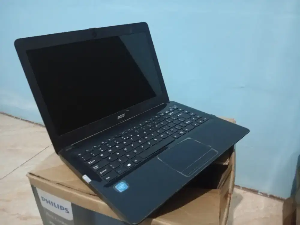 Butuh Uang Cepat! Laptop Acer – Bekas Sekolah Pemakaian Pribadi