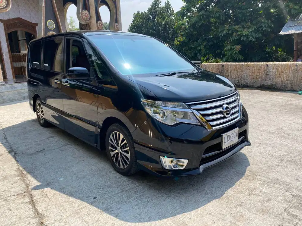 Nissan Serena 2.0 HWS 2015 nopi bisa tukar tambah sekoto kediri