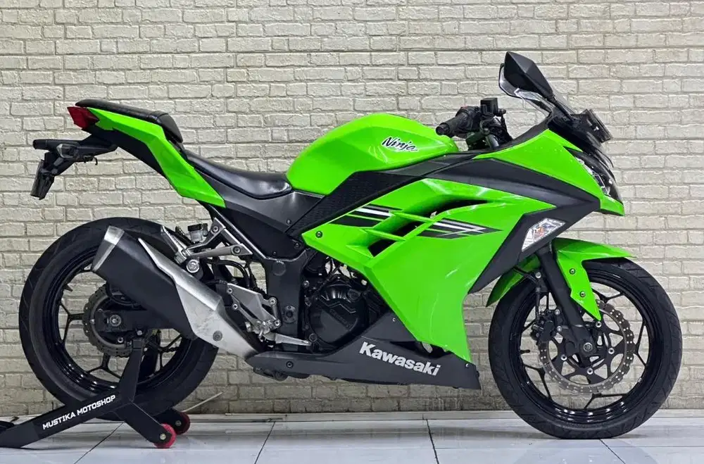 Kawasaki Ninja 250 FI SE 2017 Pajak Panjang - Zaky Mustika