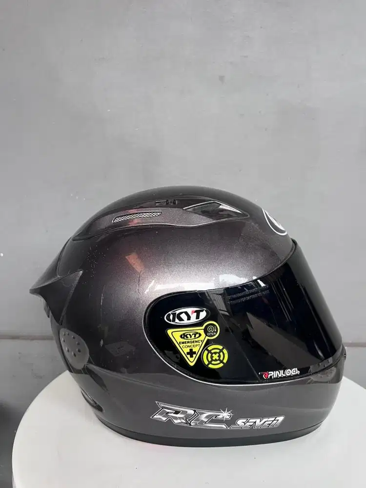 Helm KYT RC 7 Full Face