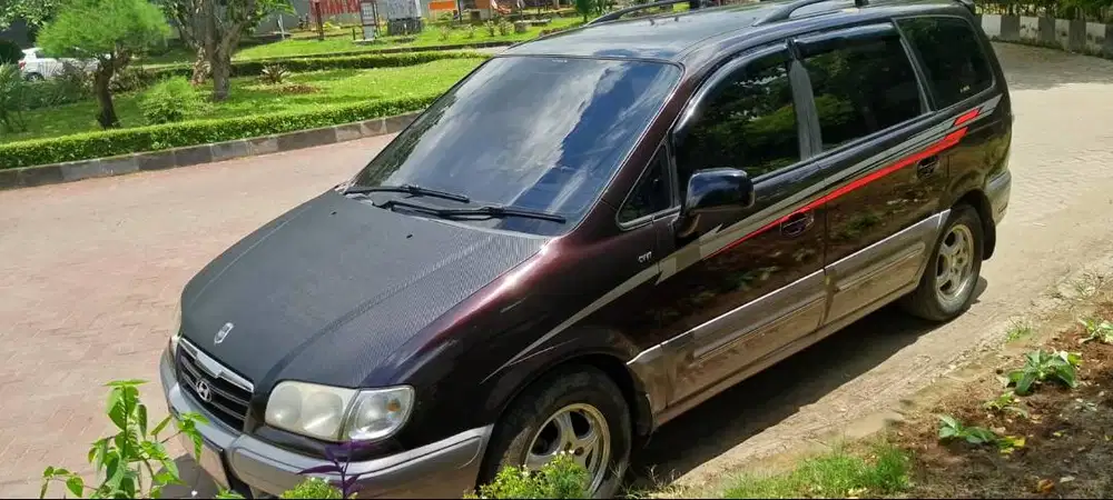 HYUNDAI TRAJET G-8 MT 2006 (NEGO)
