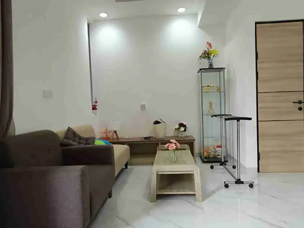 DISEWA CEPAT RUMAH FURNISHED DESIGN INTERIOR DI CENDANA ESSENCE LIPPO KARAWACI